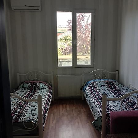 Jesis Batumi Hostel Стая снимка